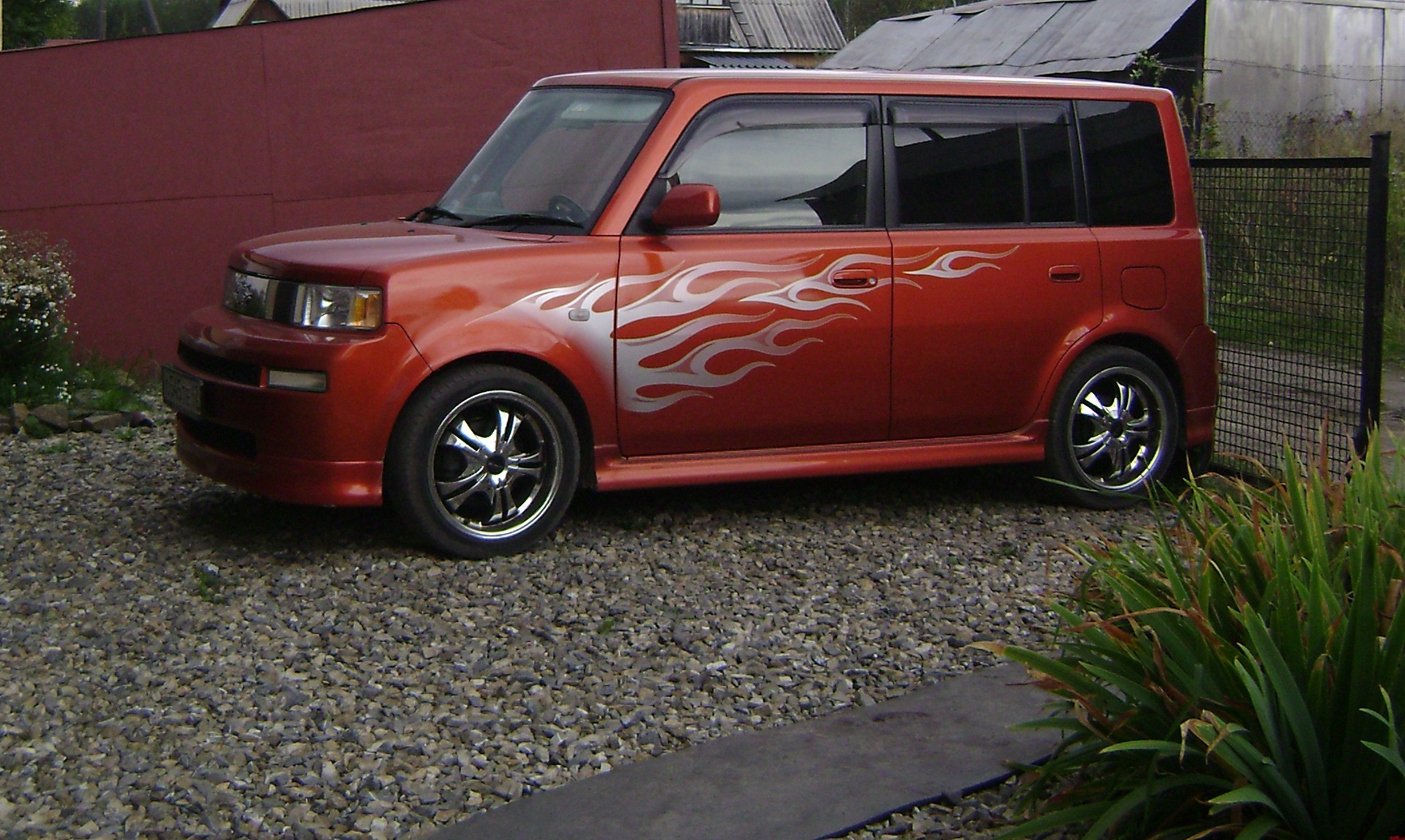      Toyota bB 15 2003 