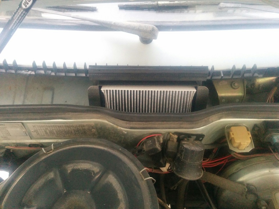 №064 — Установка адаптера салонного фильтра 2109 — Lada 21093, 1,5 л ...