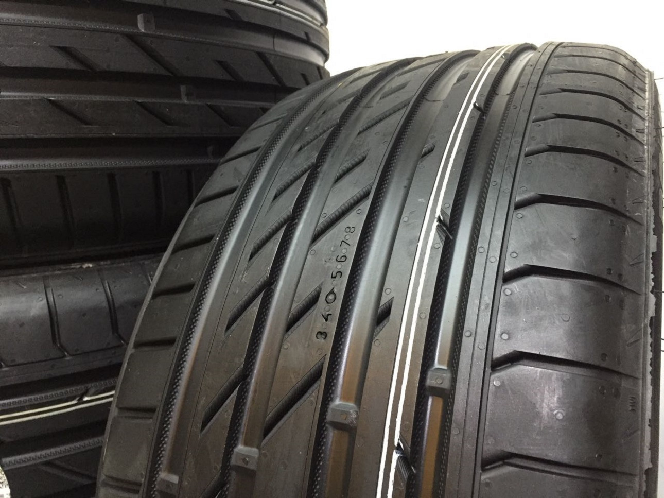 235 55 r19 летняя. Nokian Zline 235/35 r19. Nokian Zline 235/35 r19 91y XL. 235/35 R19. Nokian Zline.