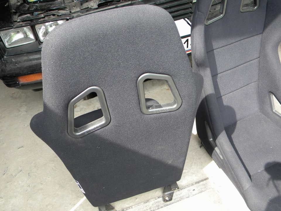 Продаю Ковши Sparco + четырехточечные ремни Sparco — Ford Mustang (3G ...