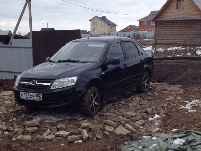 Лобовое, диски, помывка — Lada Гранта (1G), 1,6 л, 2013 года | просто ...