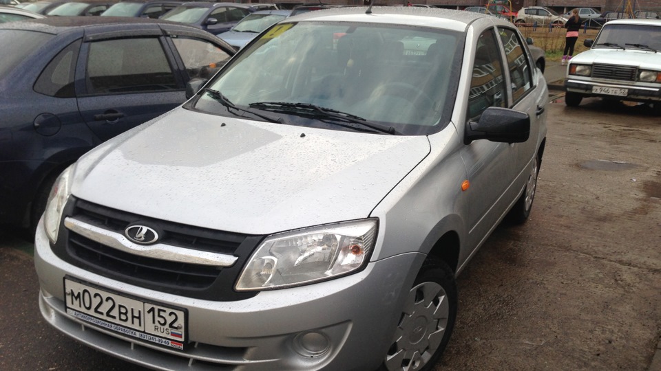 Все же это Жигули. — Lada Гранта (1G), 1,6 л, 2012 года | визит на ...