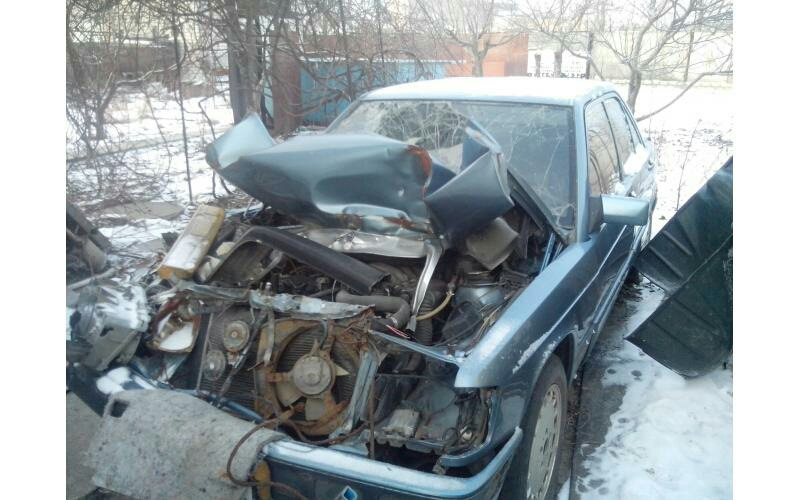 Продажа запчастей с 190 мерса — Mercedes-Benz E-Class (W124), 2 л, 1987 ...