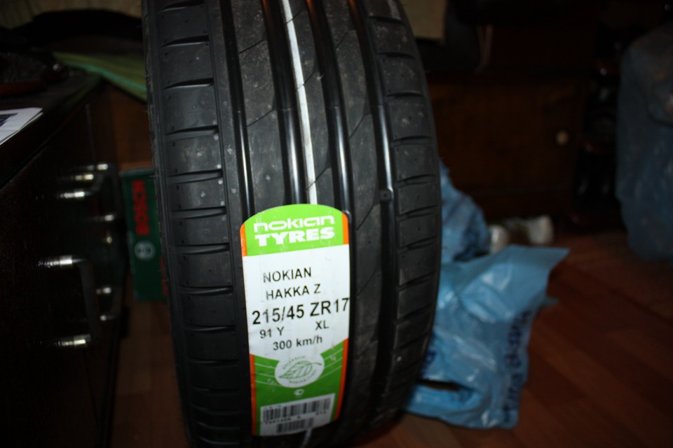 Hakka's. Автомобильная шина Nokian Tyres z 225/45 r17 91w летняя.