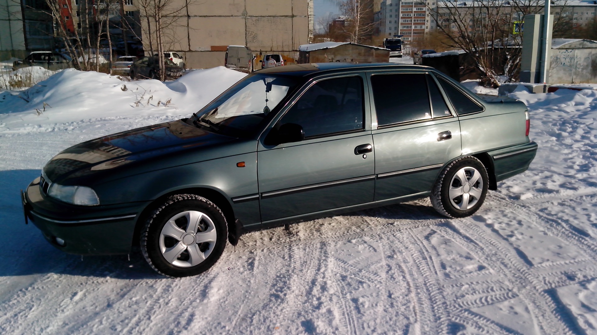 Daewoo Nexia 1.5 бензиновый 2004 | 205/40/R17 на DRIVE2