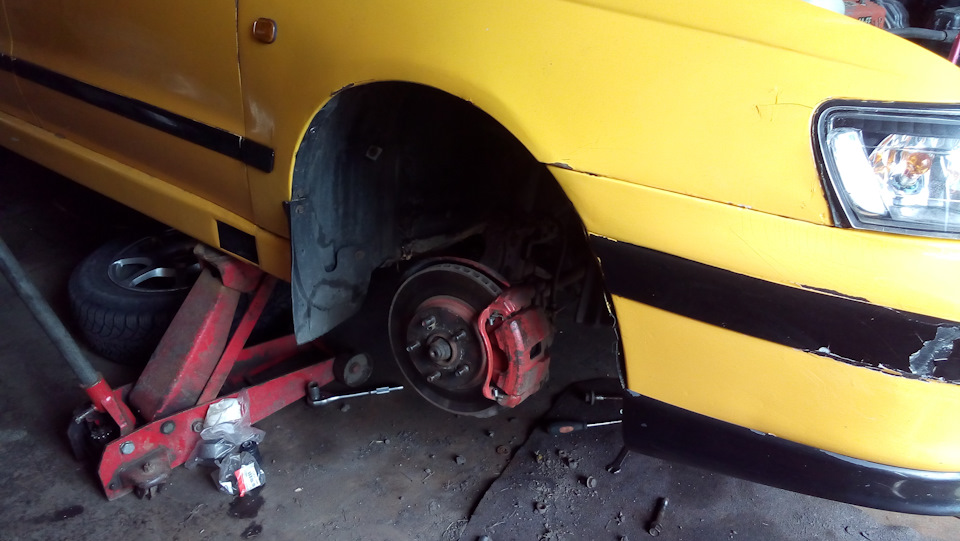 Фото в бортжурнале Toyota Carina E