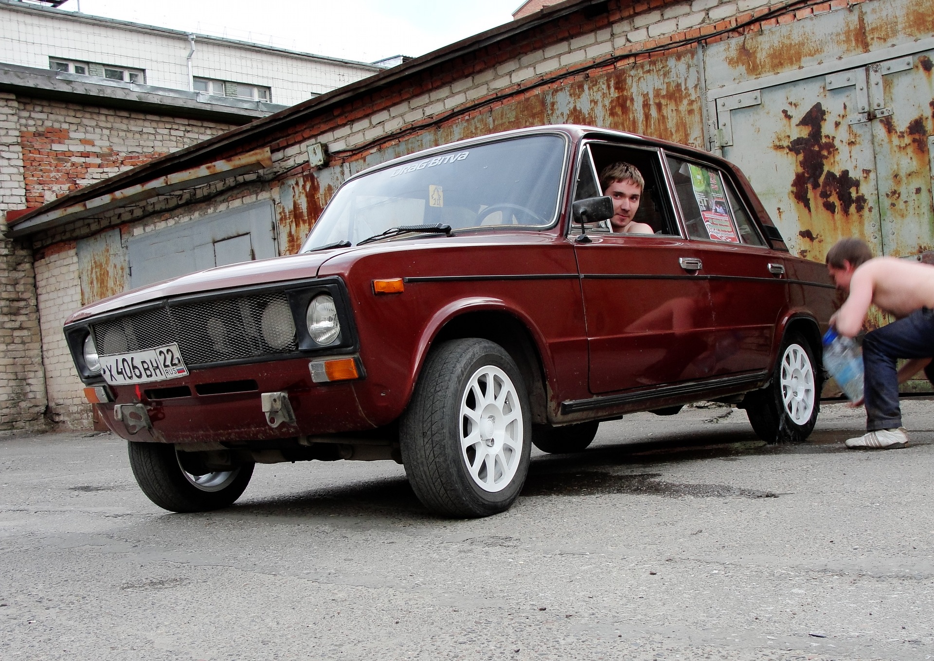 lada 21011