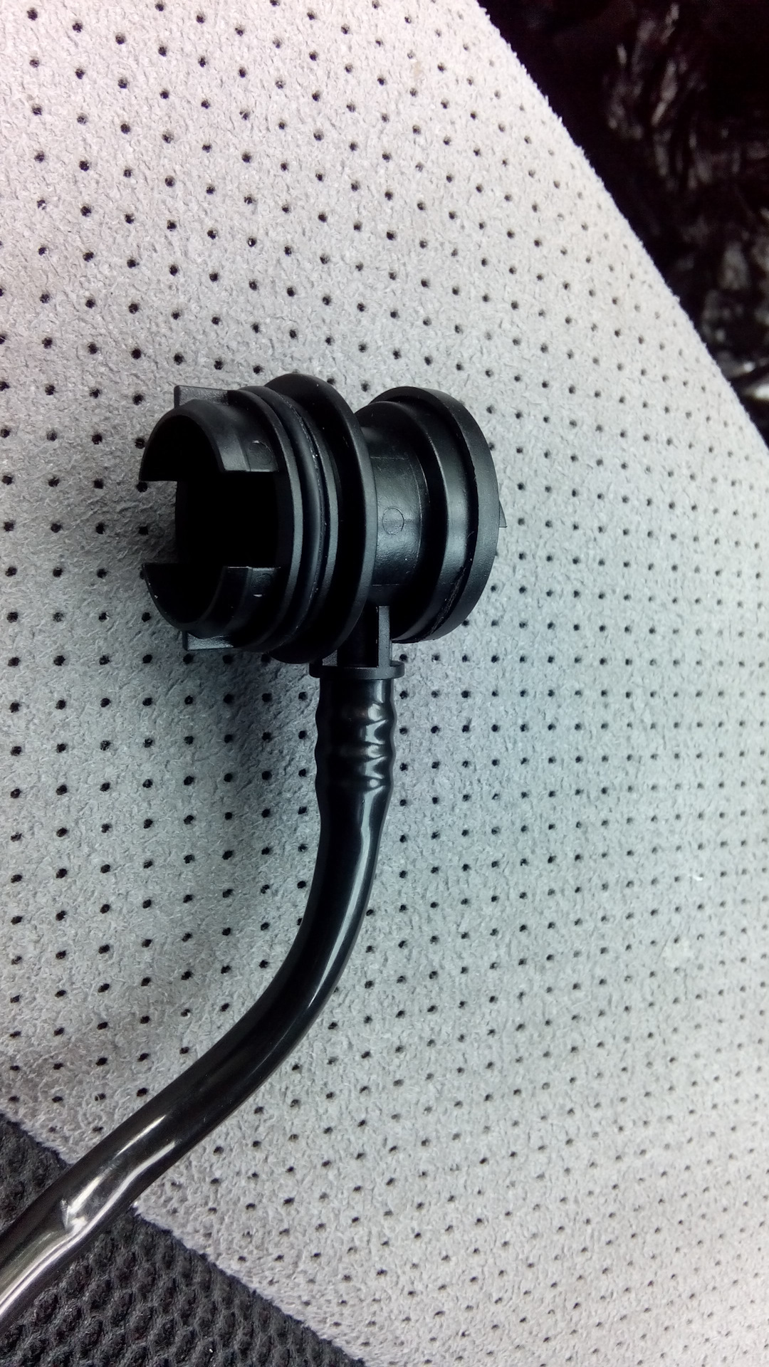 Трубка Адсорбера Шкода Октавия А5 Купить