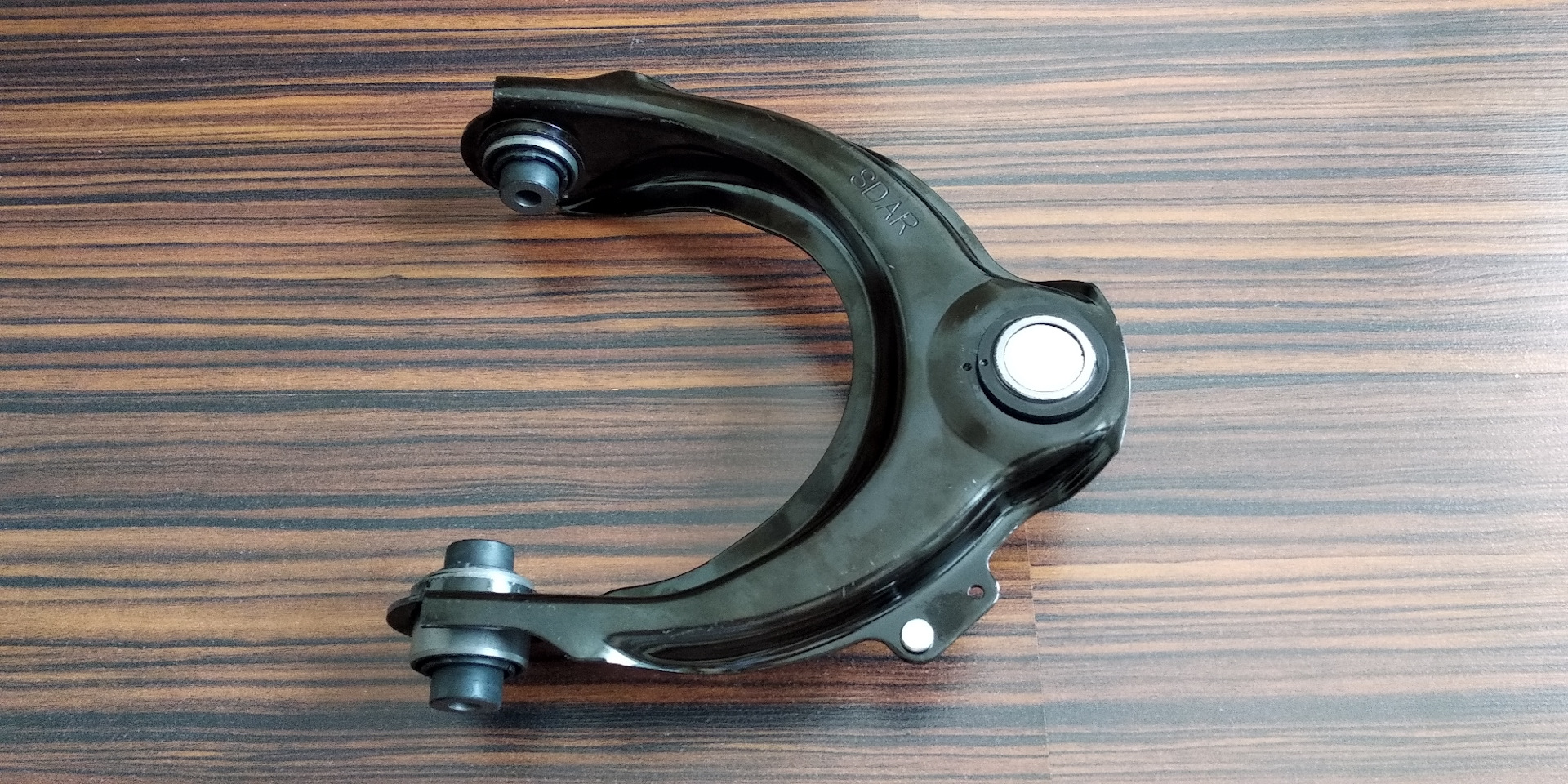 рычаг передний левый верхний мазда 6 gg. верхний рычаг ваз 2107. 51460-s84-a01. верхняя и задняя ушные мышцы. хонда аккорд 7 верхний передний рычаг.