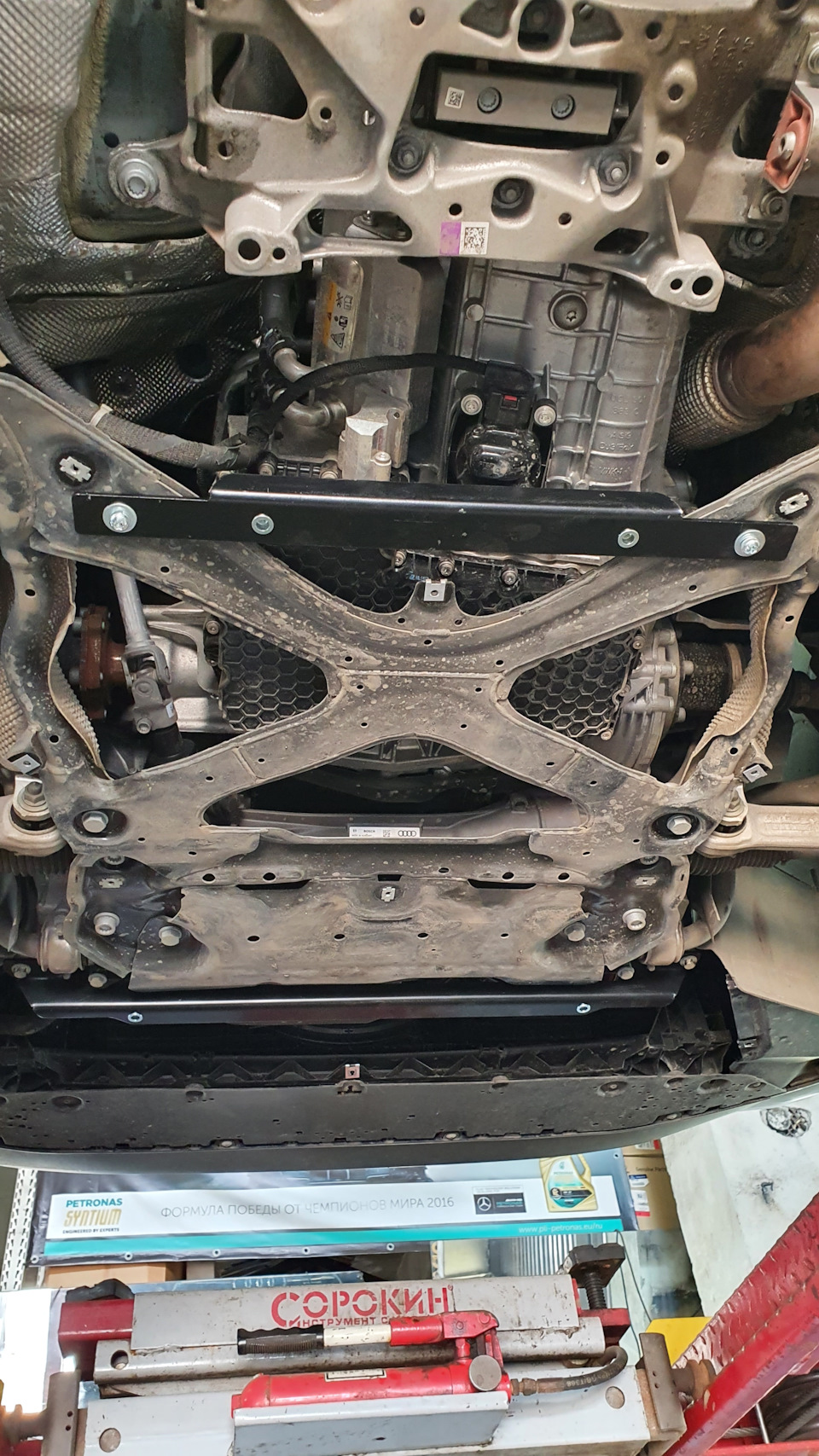 Фото в бортжурнале Audi A4 (B9)