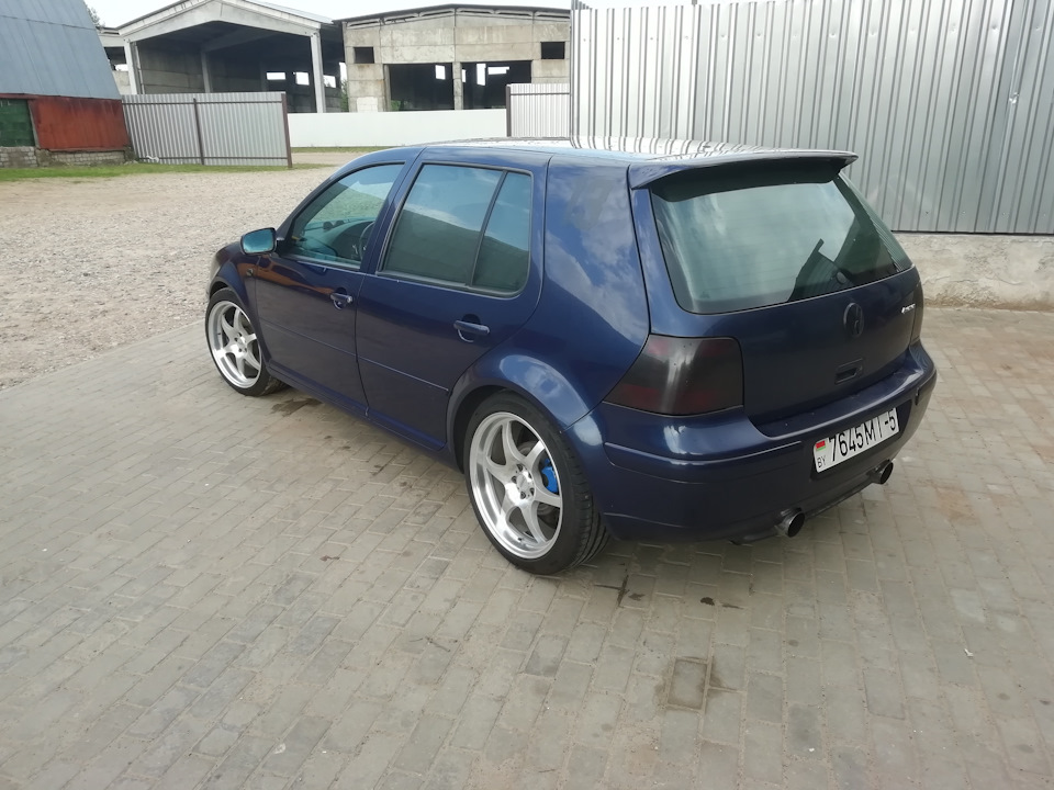 Volkswagen Golf 4 купе на ВСМПО