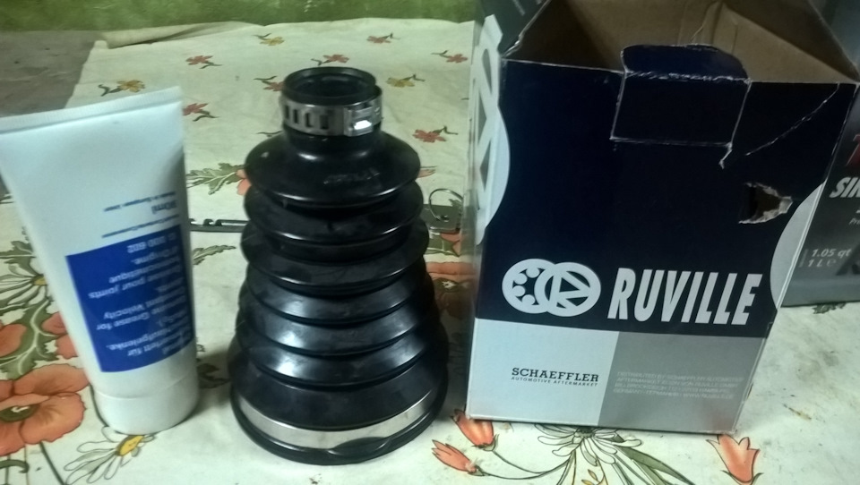 Замена пыльника наружного шруса. 755508 Ruville. — Mazda 626 IV (GE), 2 ...