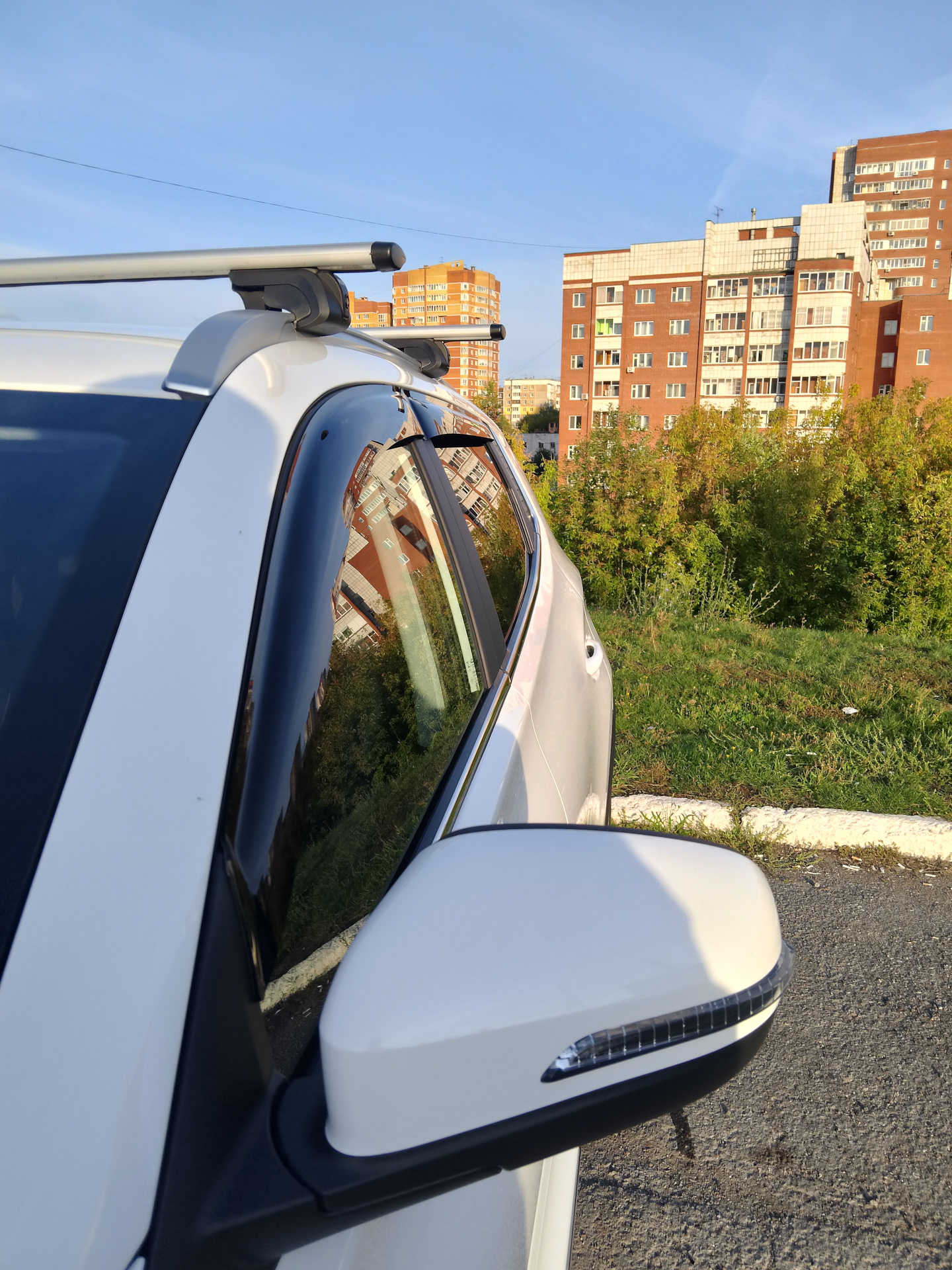 Дефлекторы дверей — Chery Tiggo 4 Pro, 1,5 л, 2023 года | стайлинг | DRIVE2