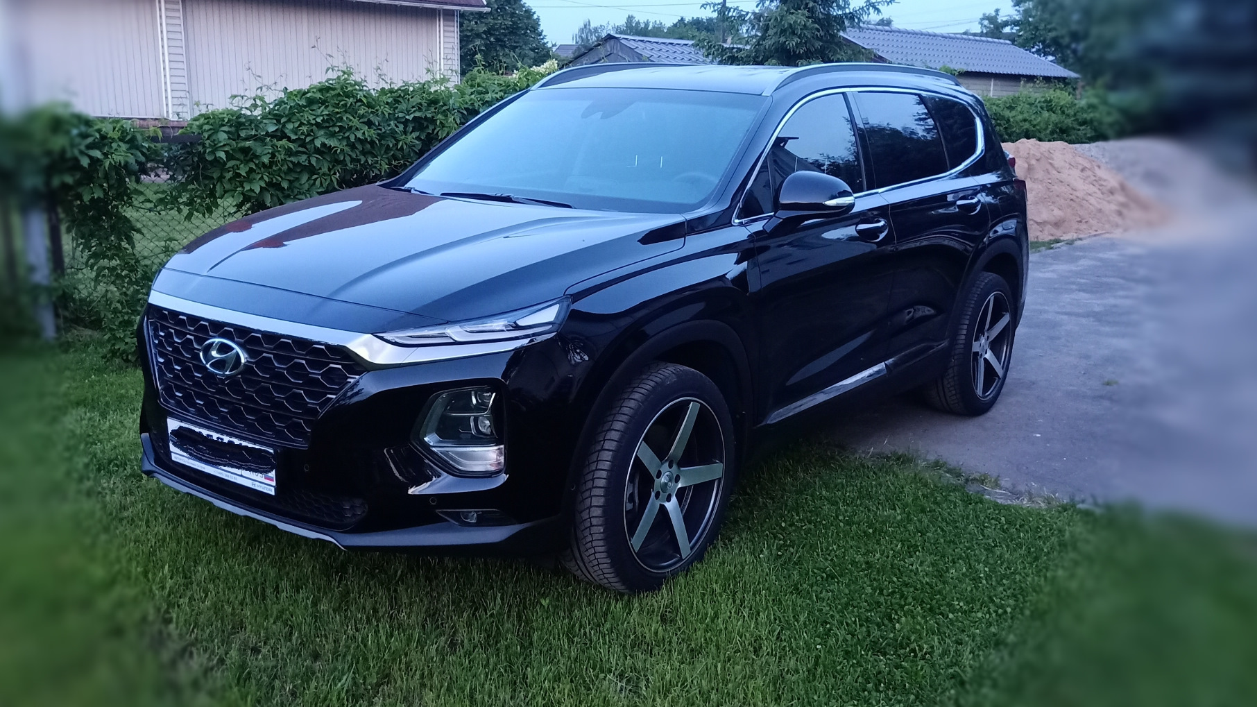 hyundai-santa-fe-4g-2-2-2020-drive2
