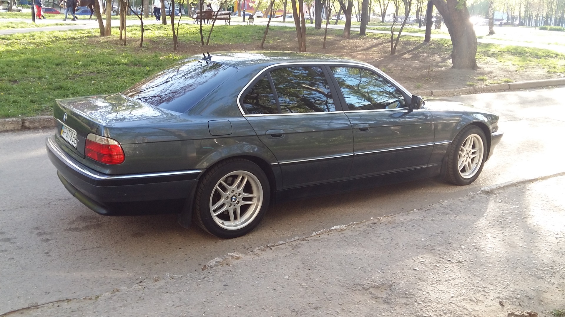 Б 44. E38 on 37 Style.