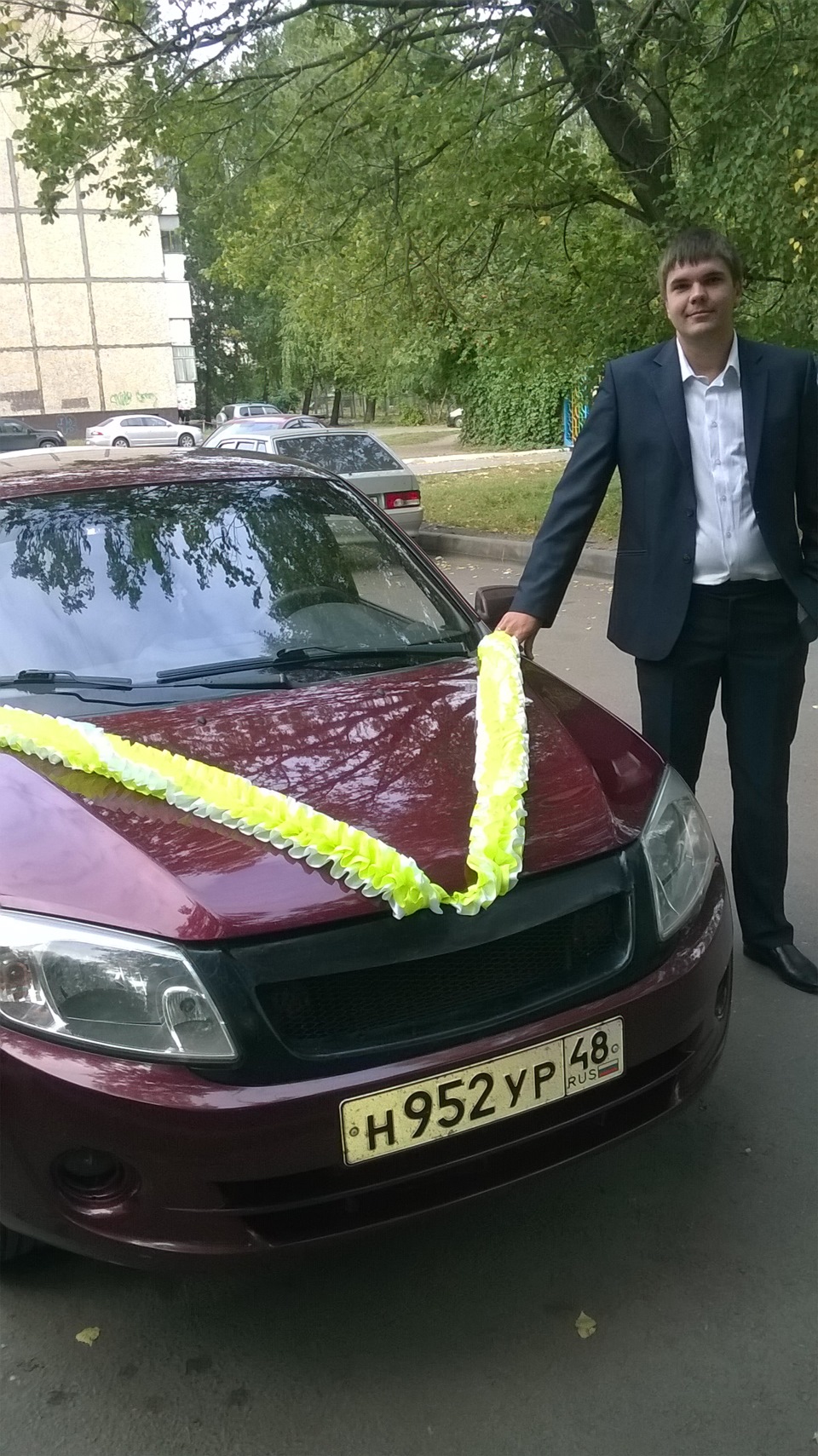 открытие багажника с брелка сигнализации — Lada Гранта, 1,6 л, 2012 ...