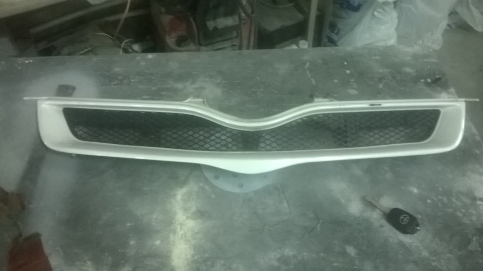 Решетка радиатора — Toyota Funcargo, 1,3 л, 2001 года | тюнинг | DRIVE2