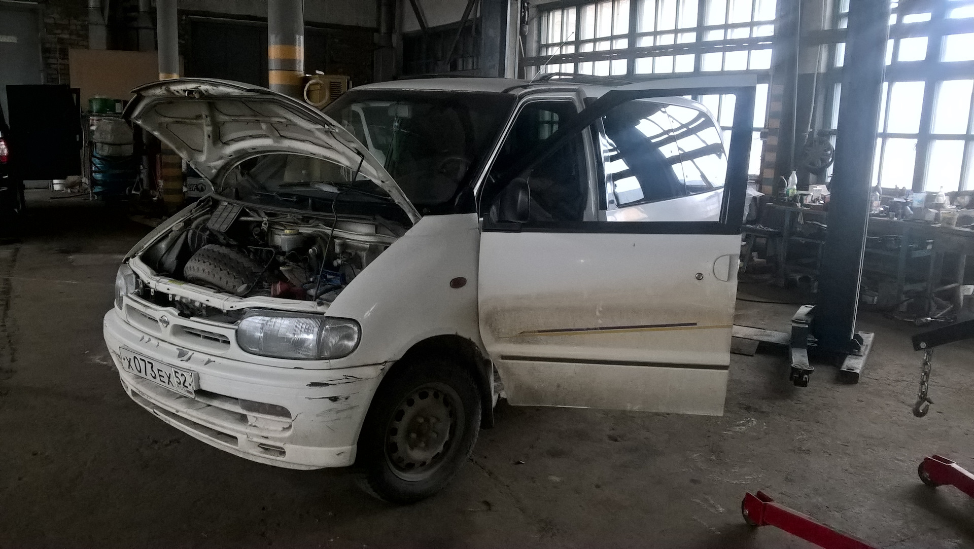 Двигатель на месте — Nissan Serena Mk I (C23), 1,6 л, 1996 года | своими  руками | DRIVE2