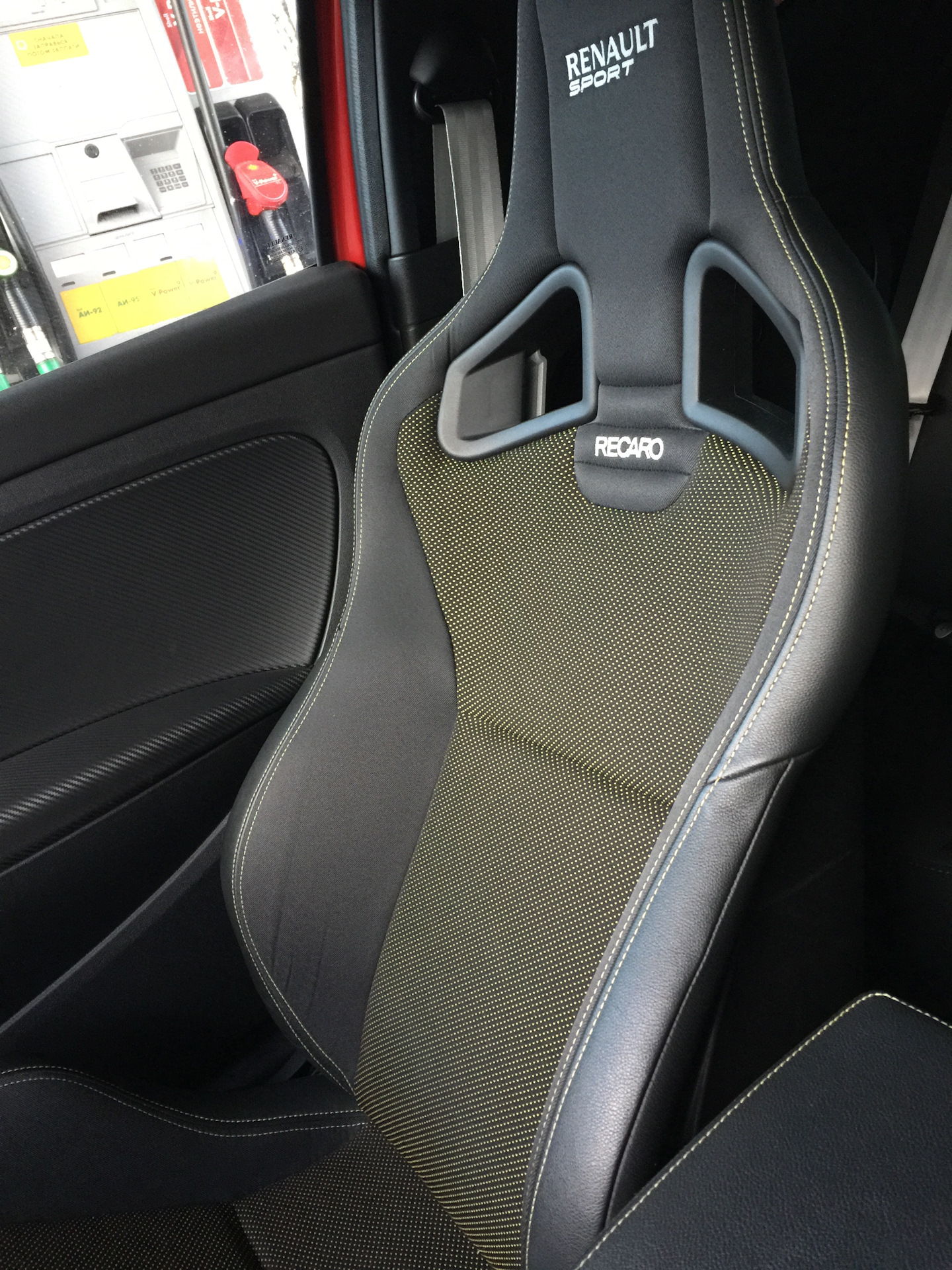 Подарок для Megane или Recaro CS — Renault Megane Sport RS, 2 л, 2013 ...