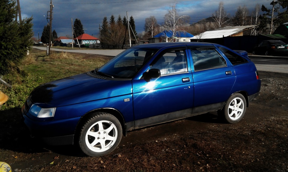 масло в свечных колодцах — Lada 21120, 1,5 л, 2002 года | визит на ...