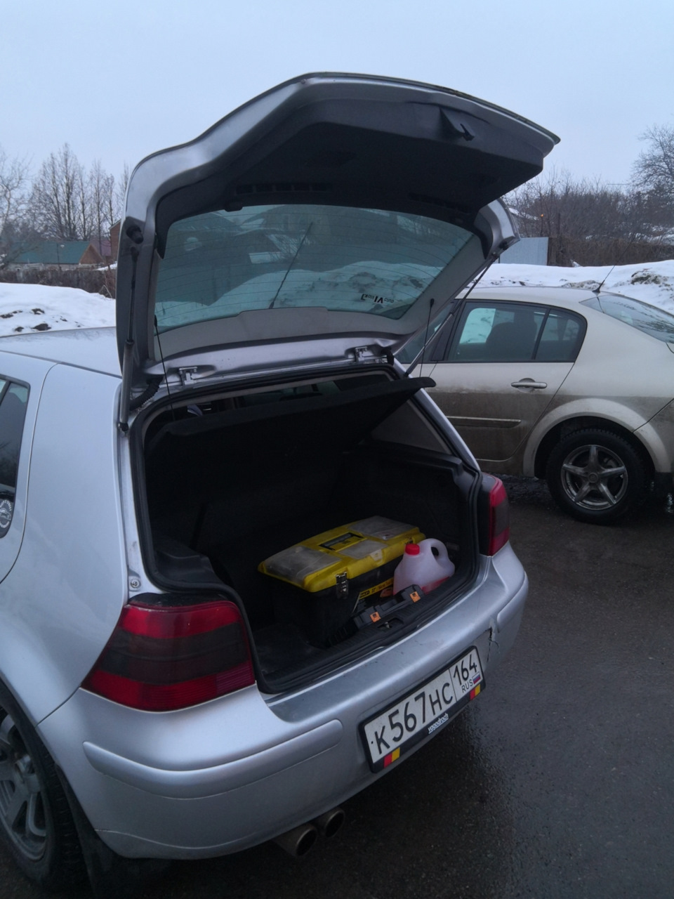 Открываем закрытый багажник — Volkswagen Golf Mk4, 1,8 л, 2001 года |  своими руками | DRIVE2