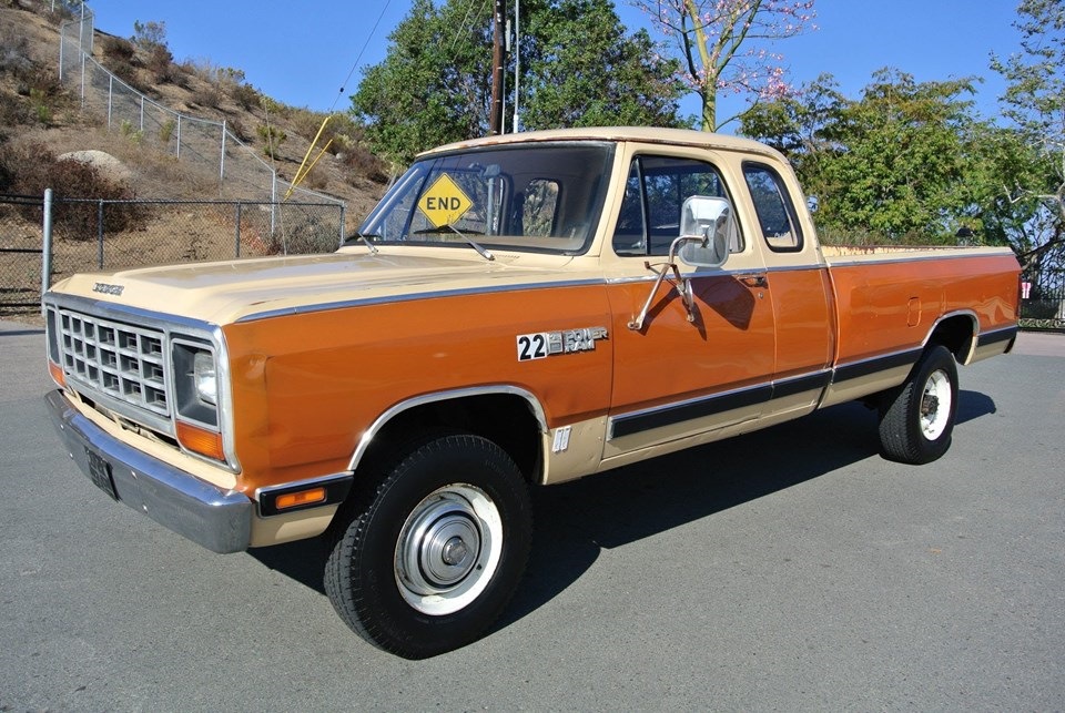 Dodge Ram Komplektaciya Bighorn Ili Laramie