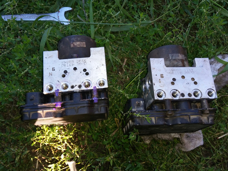 Беда не приходит одна, или замена блока АБС — DRIVE2