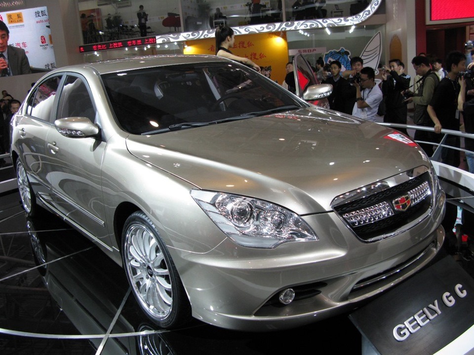 Джили в нижнем. Geely 35. Джили Модельный ряд. Модельный ряд Джили Волга. Китайские автомобили в Ростове на Дону Модельный ряд.