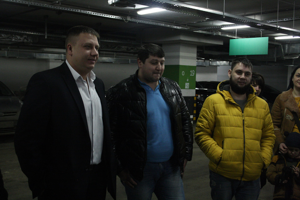 Именинники — Ford Explorer (5G)