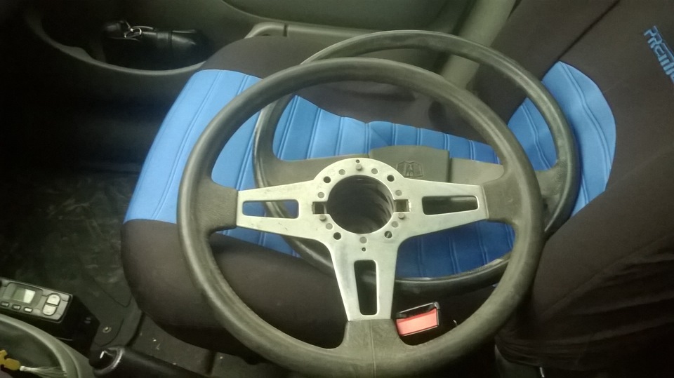 Найден третий вариант руля. — Volkswagen Golf Mk1, 2 л, 1983 года ...