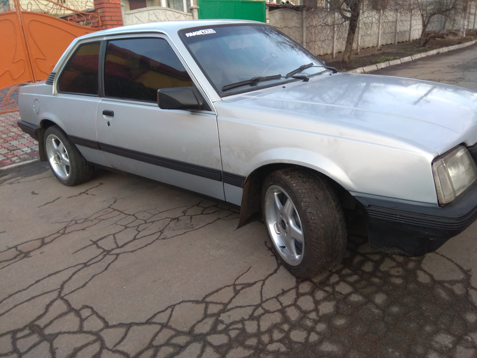 Opel Ascona 1987