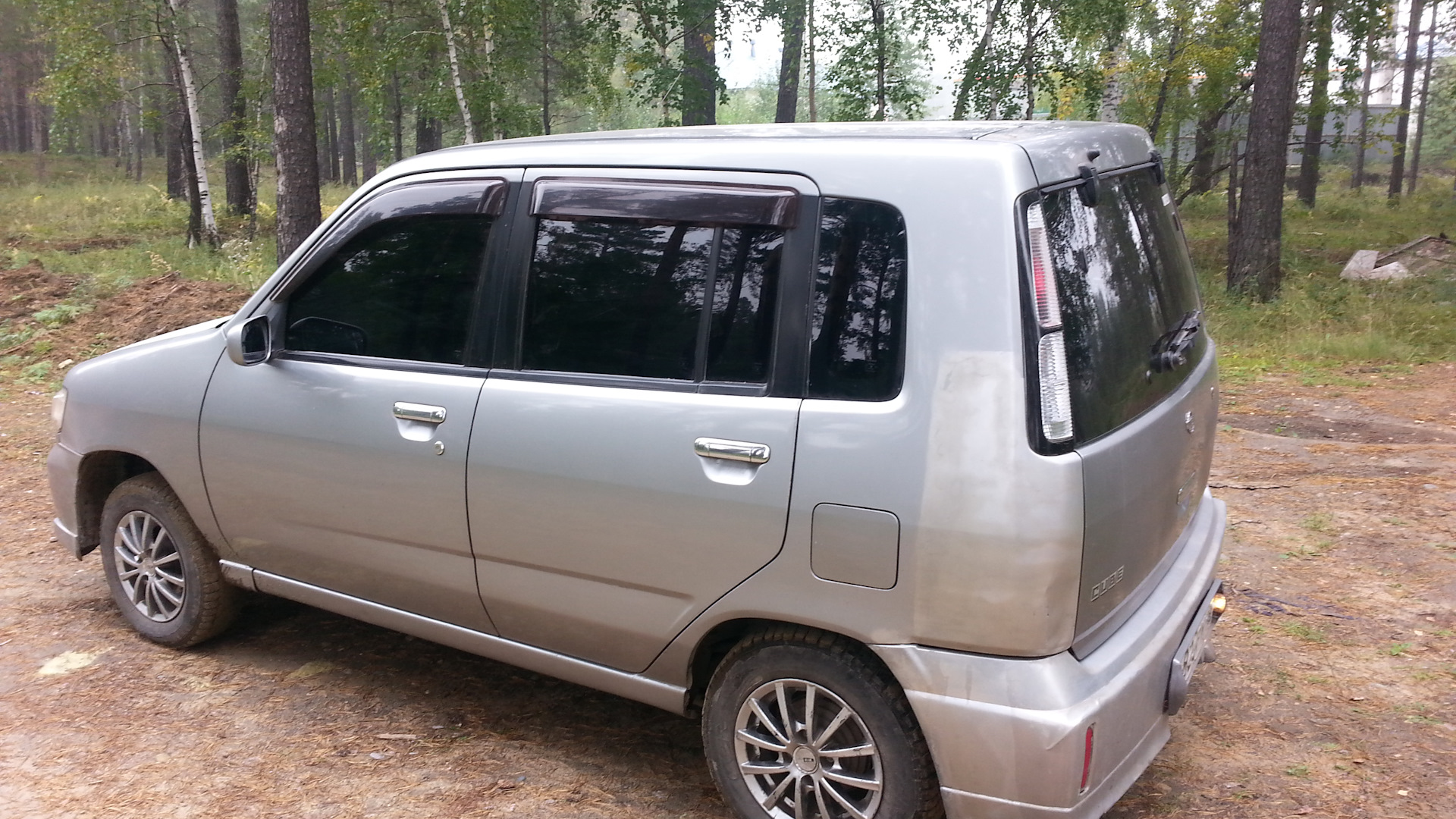 nissan cube