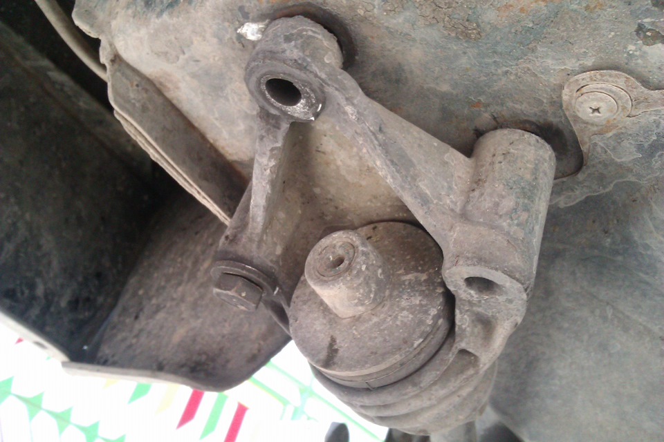 •Наконец-то пришло время перебрать переднюю подвеску — Lada 2114, 1,5 л ...