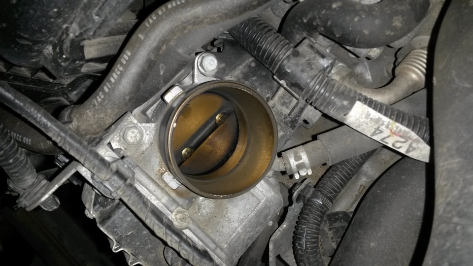 Чистка дросселя и EGRa, замена масла в двигателе, замена салонного ...