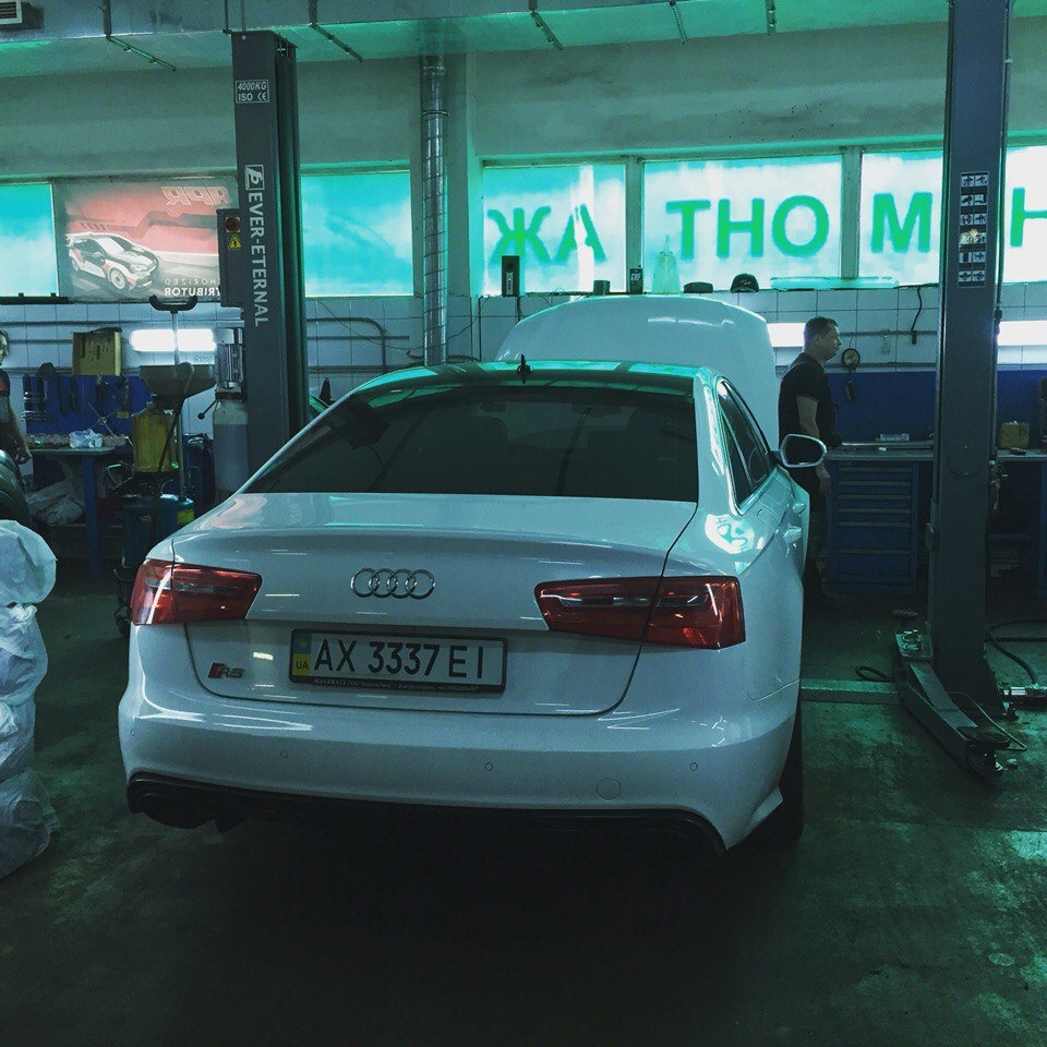 Фото в бортжурнале Audi A6 (C7)