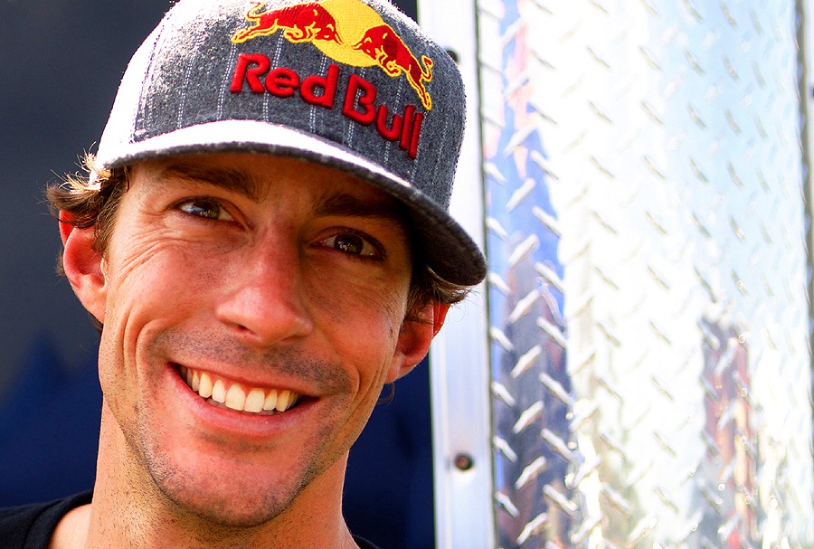 Twitter:TravisPastrana.