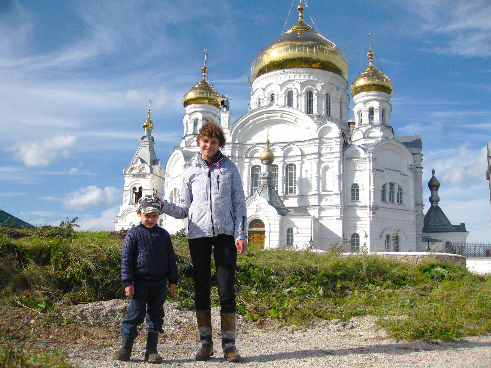 Фото белая гора летом