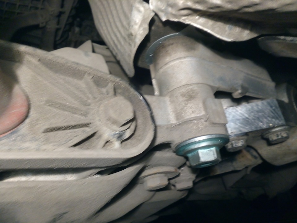 Замена болтов подрамника+сайленты от RS3+шайбы под подрамник — Skoda ...