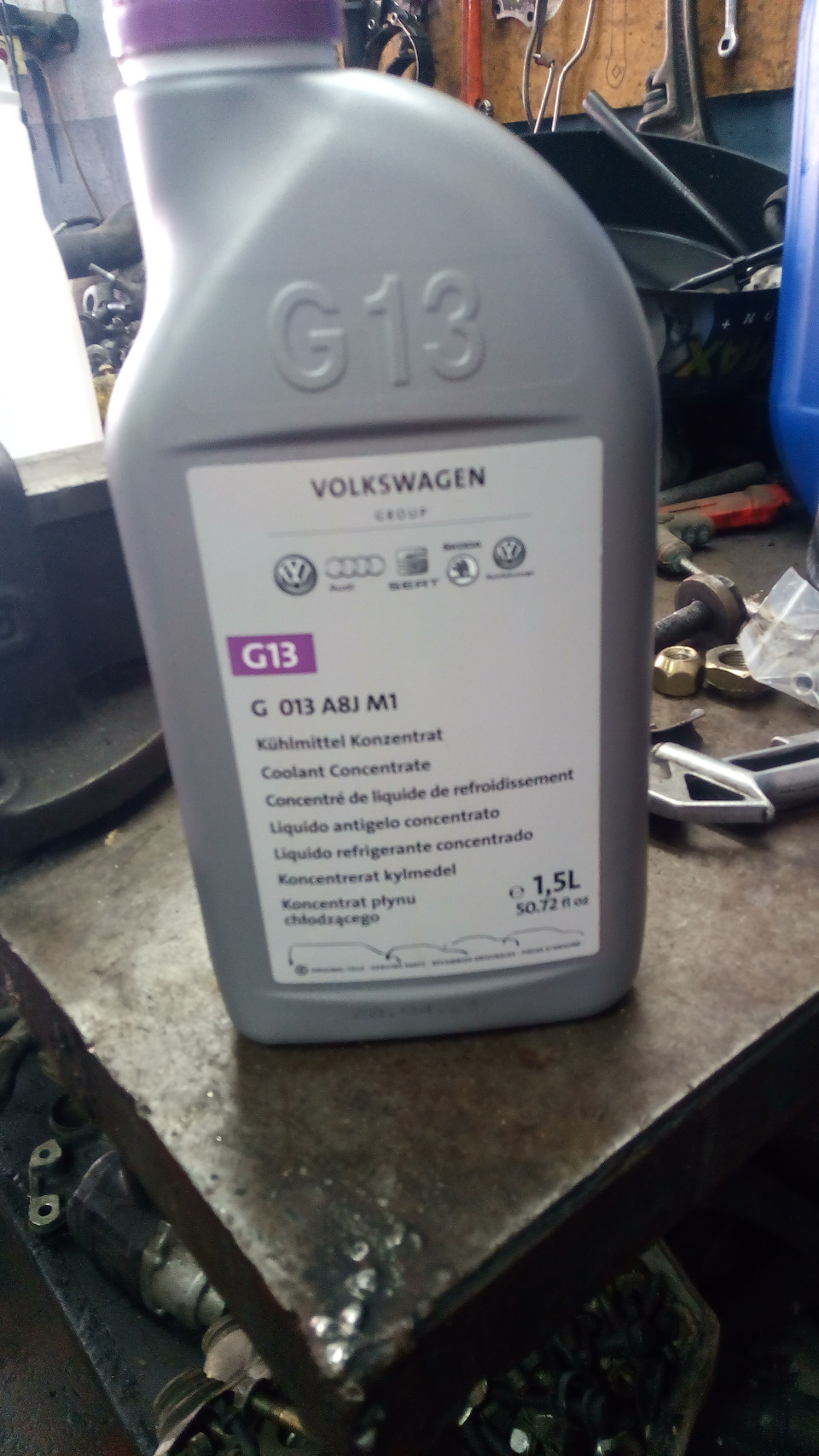 Замена тосола на G13 — SEAT Leon (Mk I), 1,6 л, 2002 года | расходники ...