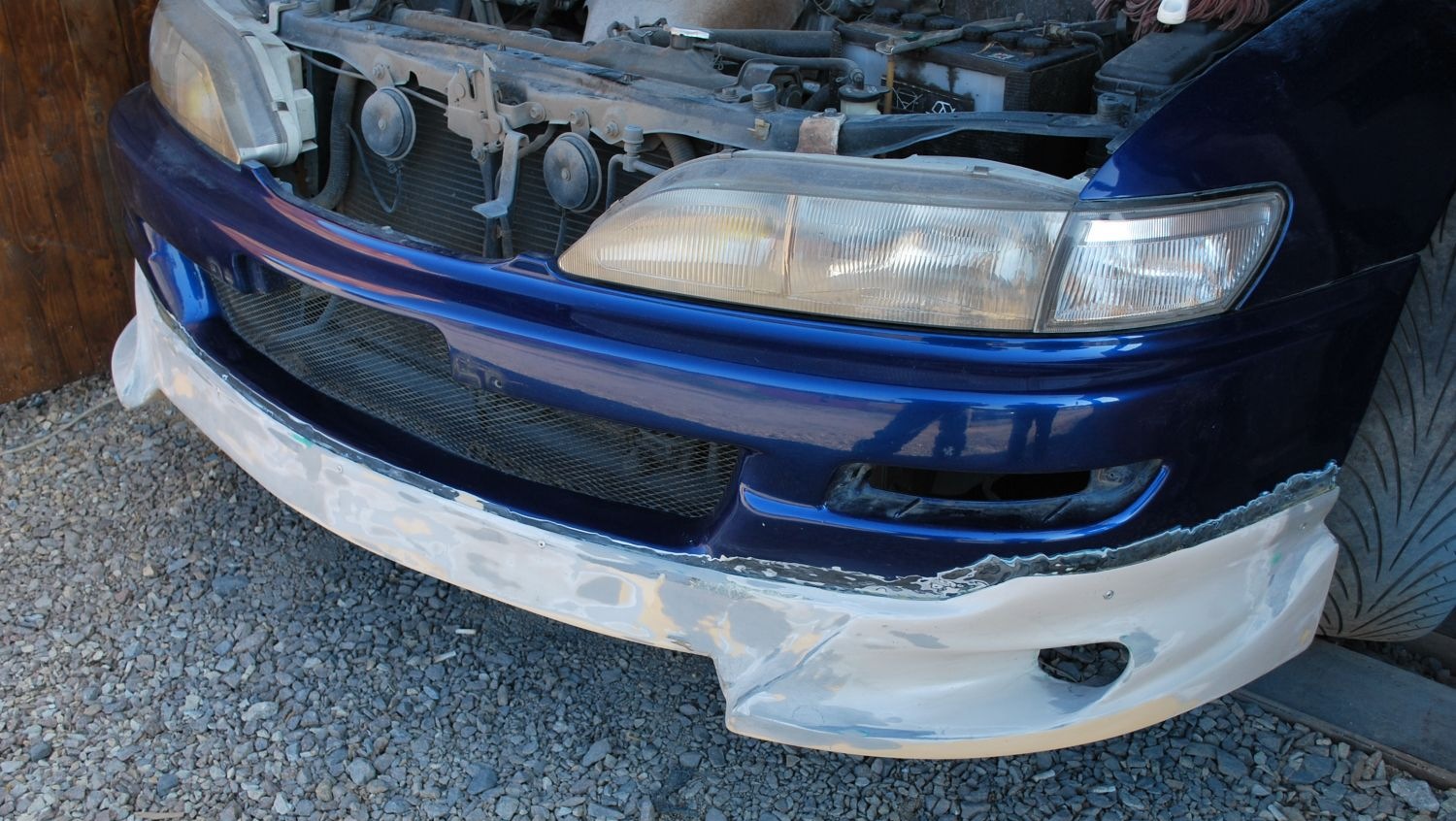 Continuing variations on the TRD theme  Bumper  - Toyota Carina ED 20 L 1994