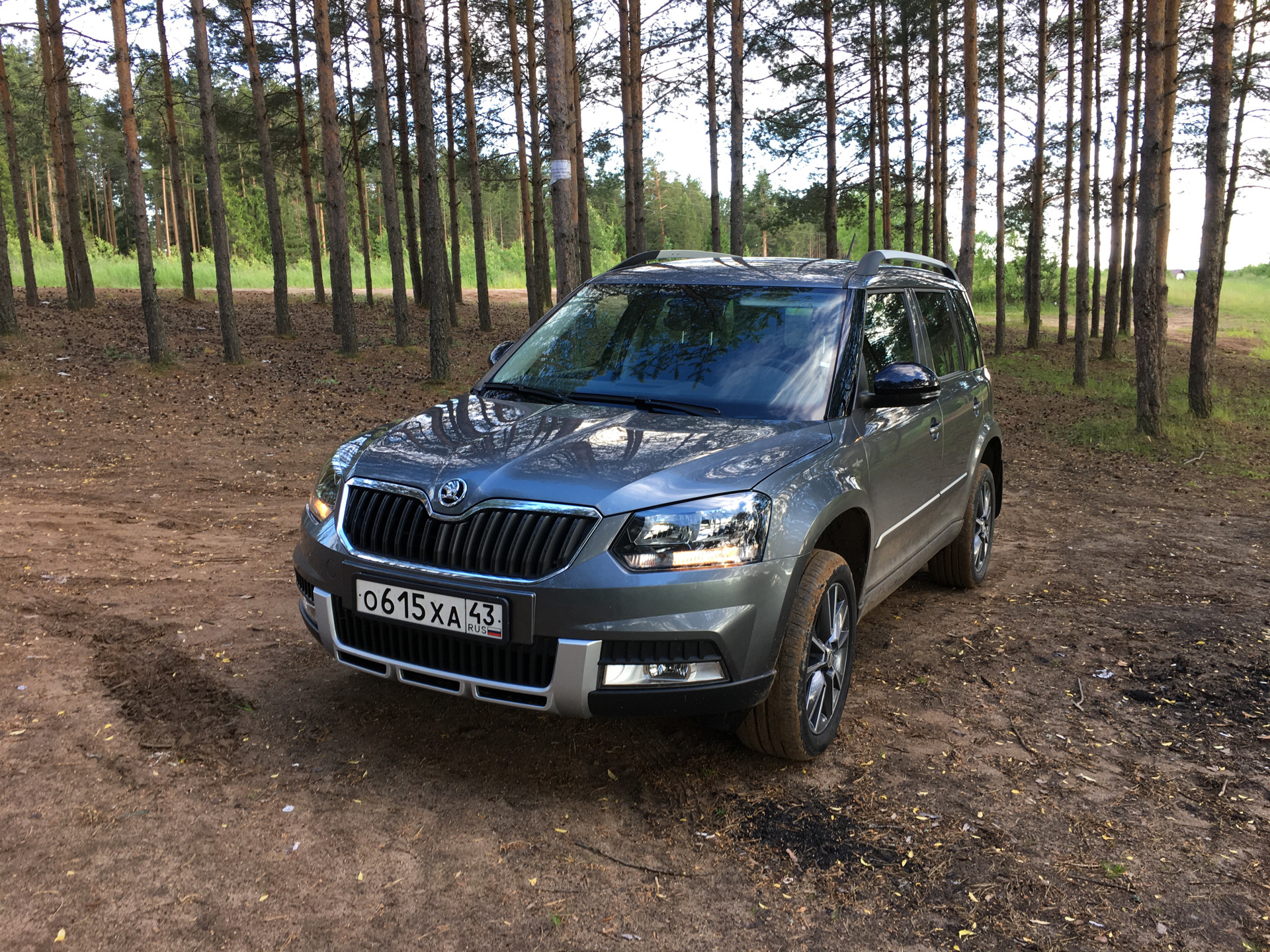 Отзыв шкода йети 1.8. Шкода Йети 2015 1.8 полный привод. Škoda Yeti отзывы. Шкода Йети минусы и недостатки. Шкода Йети полный привод 2011 года с фото.