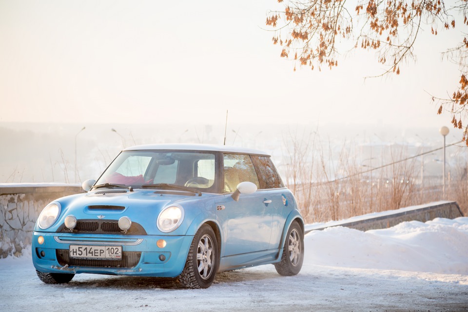 Mini cooper hardcore tires