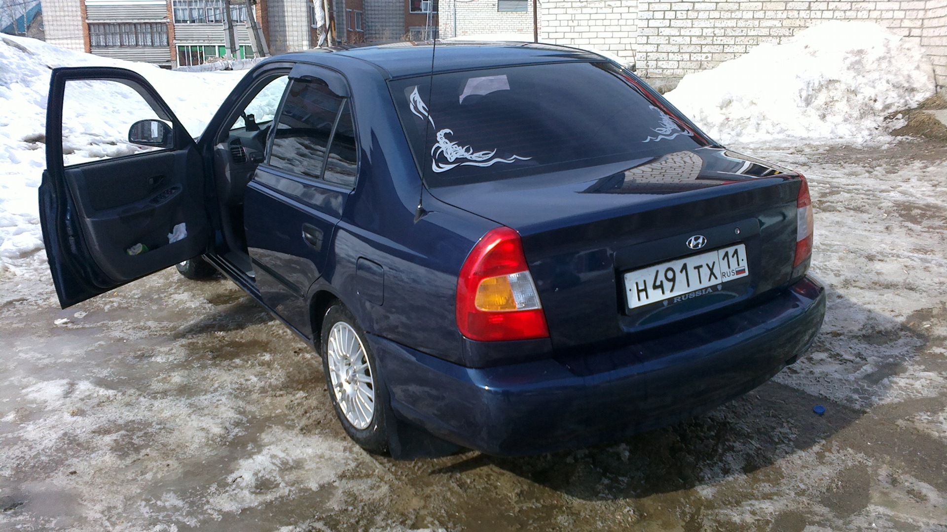 Hyundai Accent (2G) 1.5 бензиновый 2009 | Синяя молния McQueen на DRIVE2