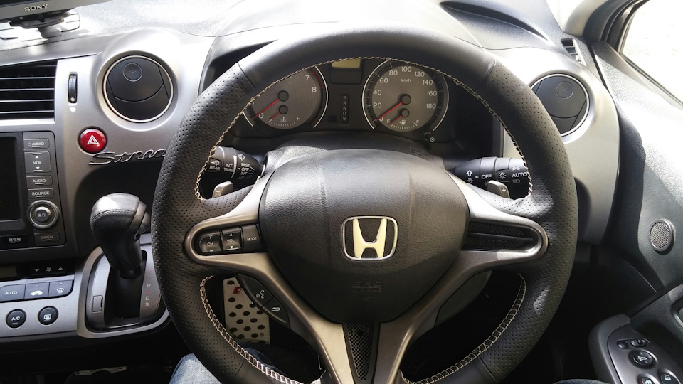 Как снять руль хонда стрим Перетяжка руля - Honda Stream, 1,8 л, 2007 года аксессуары DRIVE2
