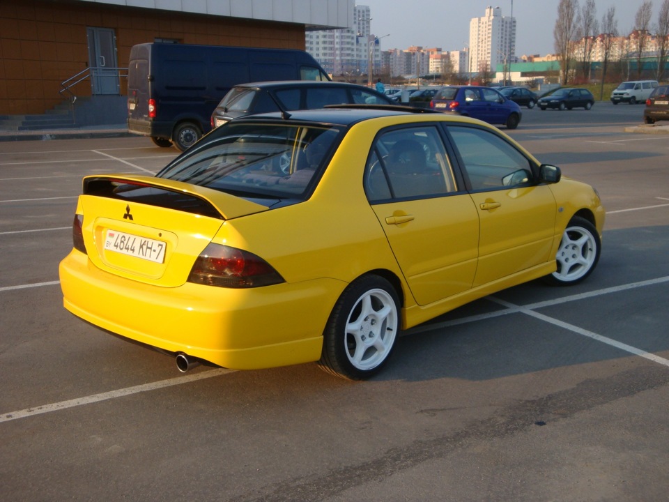 mitsubishi lancer 9 ralliart