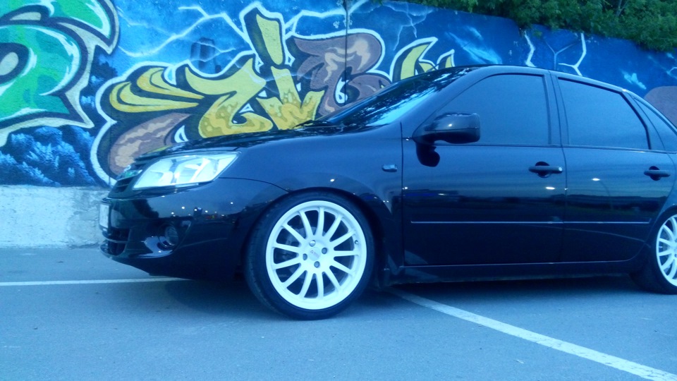 Фото в бортжурнале Lada Granta