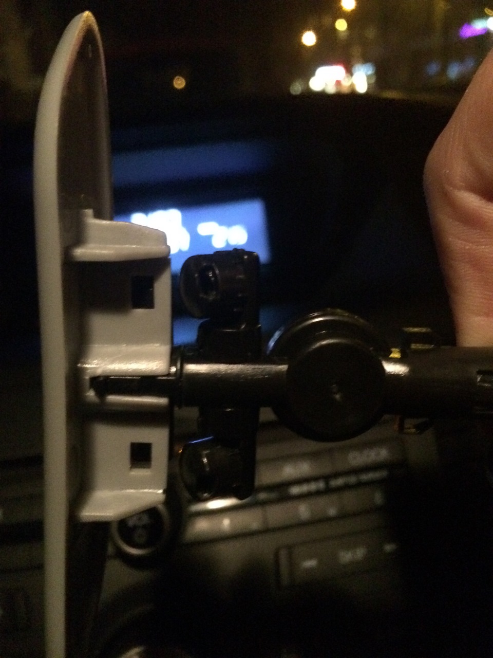 Кто нибудь знает как снять форсунку на омывателе фары ? — Honda Accord ...