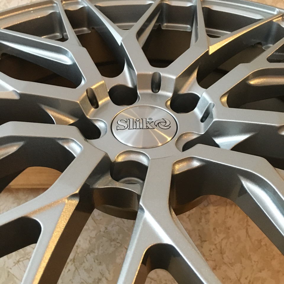 Фото в бортжурнале Audi A6 (C6)