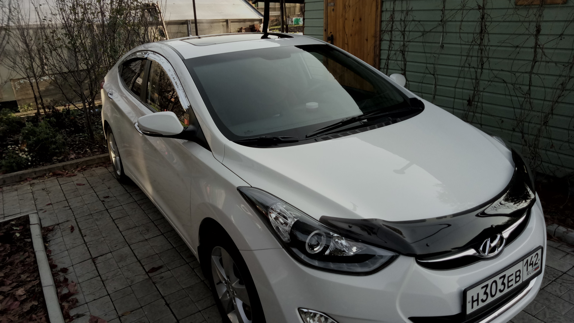 Аванте gdi. Hyundai Avante 2012 GDI. Hyundai Avante 2019 Tuning. Hyundai Avante картинка серебрист тонировка год 2008.