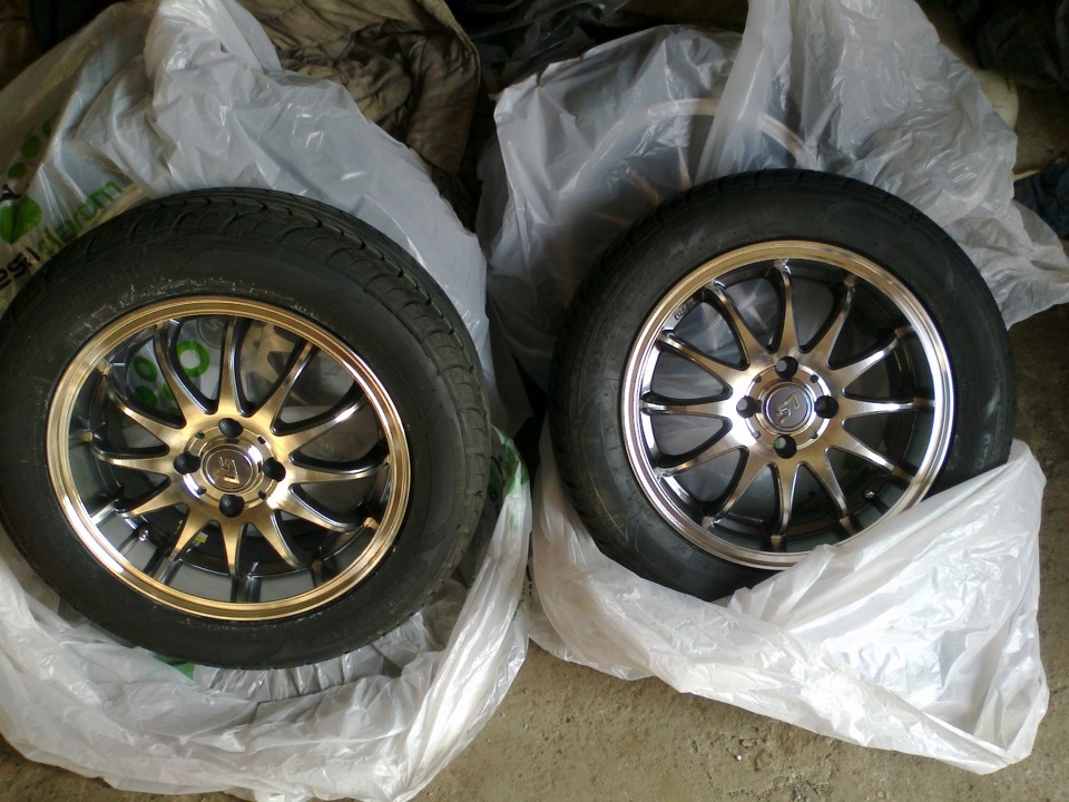 Низкопрофильная резина на 15 радиус. 15 радиус колес. Ли диск для лачетти 15. Polo на 21 радиусе колес. Диски на рапид 17 радиус.